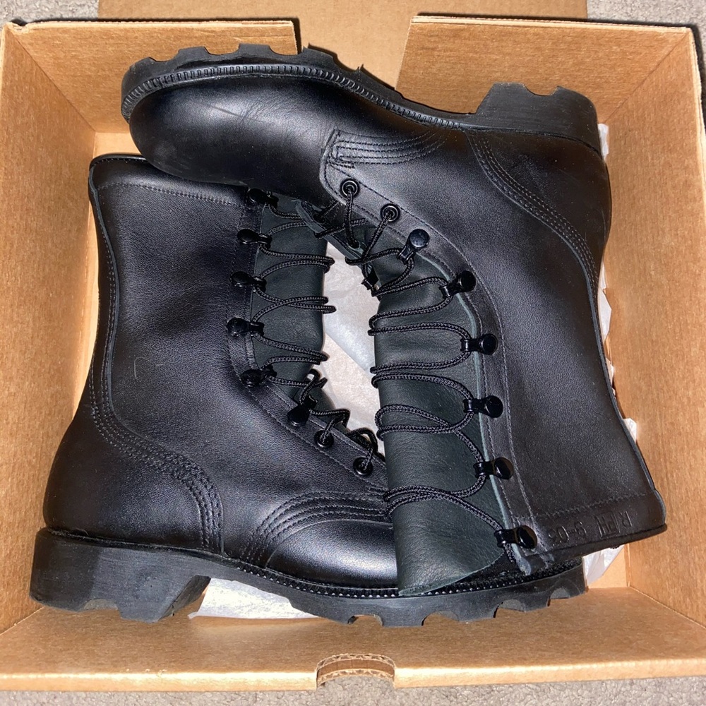 NEW McRae Footwear Black Combat Boots